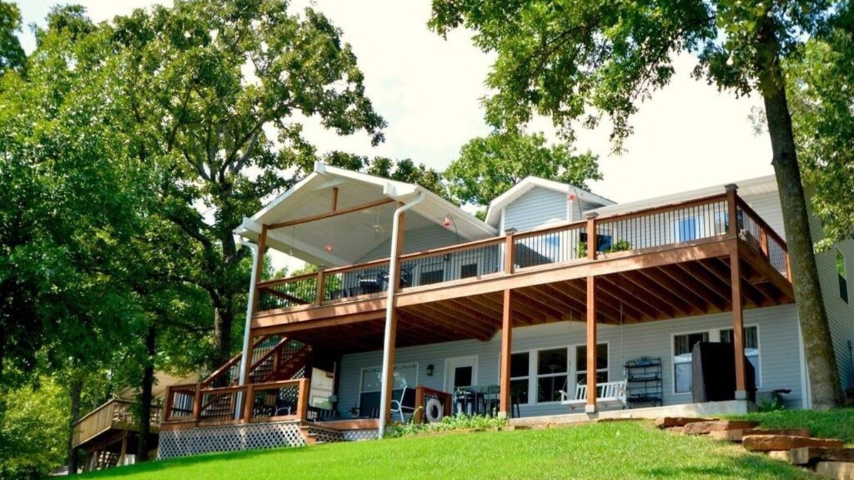 Afton House | The Reinholde near Duck Creek