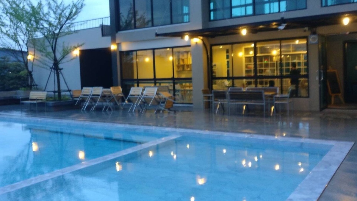 Krathum Baen Hotel | The Residence Thepkanjana