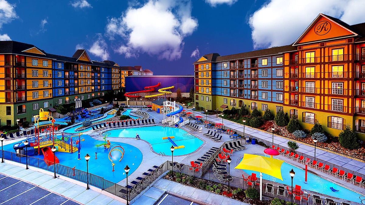 Sevierville Hotel | The Resort at Governor's Crossing