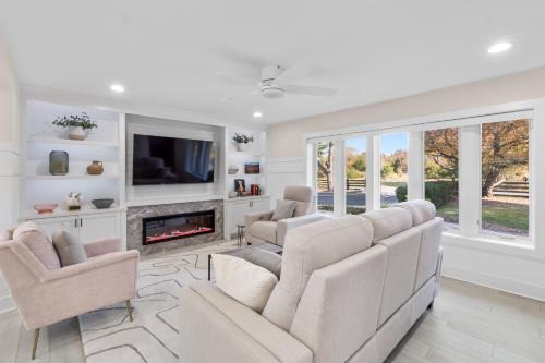 Ashburn Apartment | The Rest at Potomac Farms