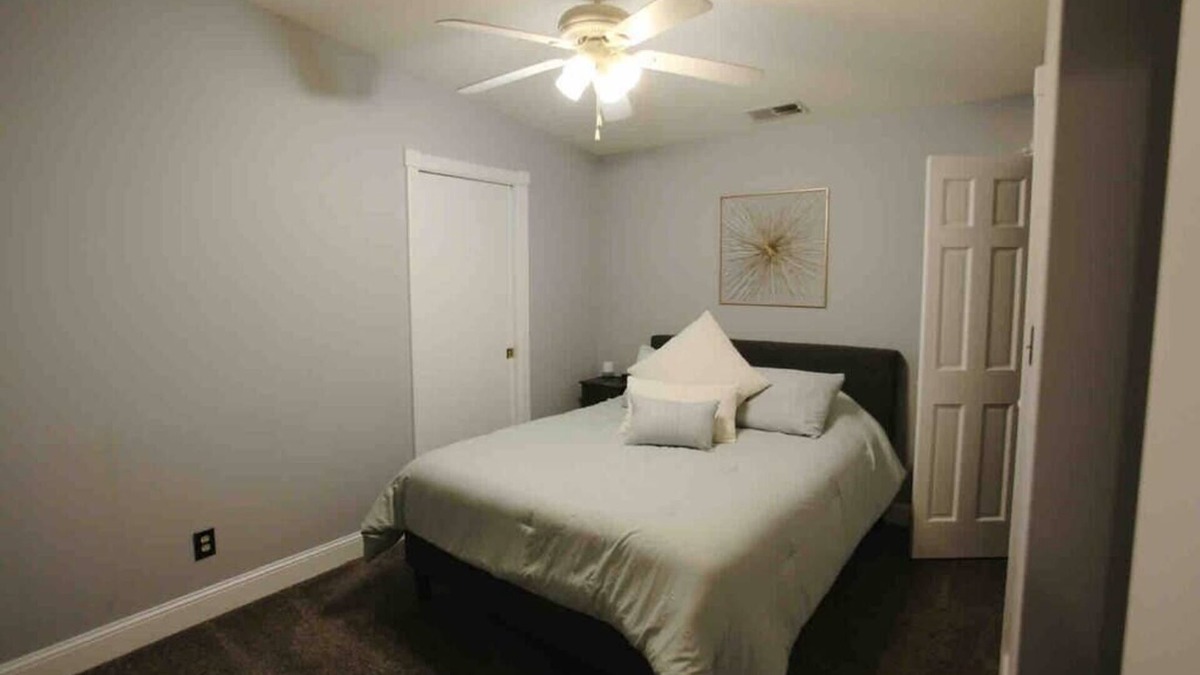 Chillicothe Apartment | The Rest Stop - Downtown Chillicothe, OH