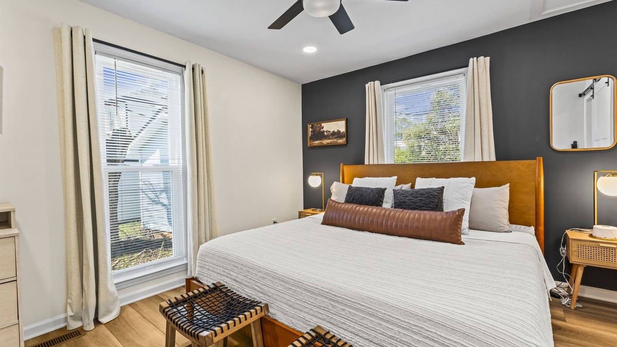 Rock Hill House | The Restful Retreat | 1Bed/1Bth Home | King Bed | Luxury Bath