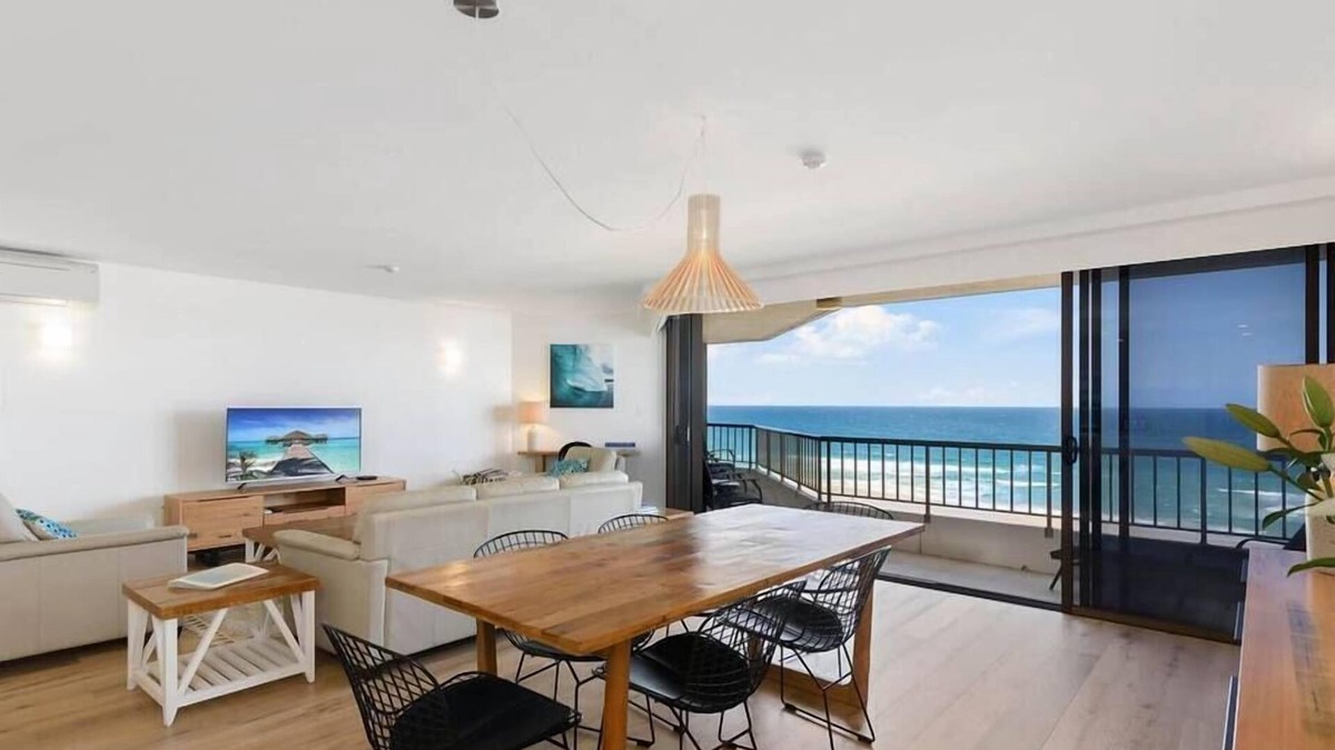 Currumbin Apartment | The Retreat 8G at The Rocks Resort