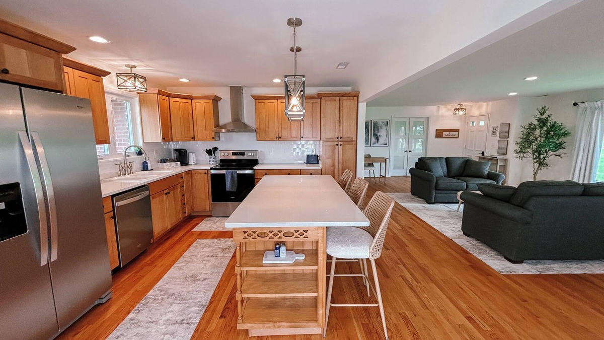 Wilmington House | The Retreat at Bonnie Blue Acres - Near Lake & Wilmington Equestrian Center