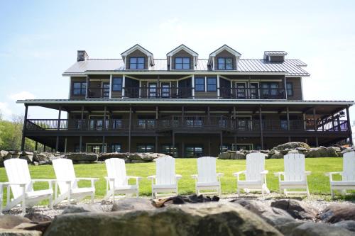 Norwich Lake Cabin | The Retreat At Norwich Lake