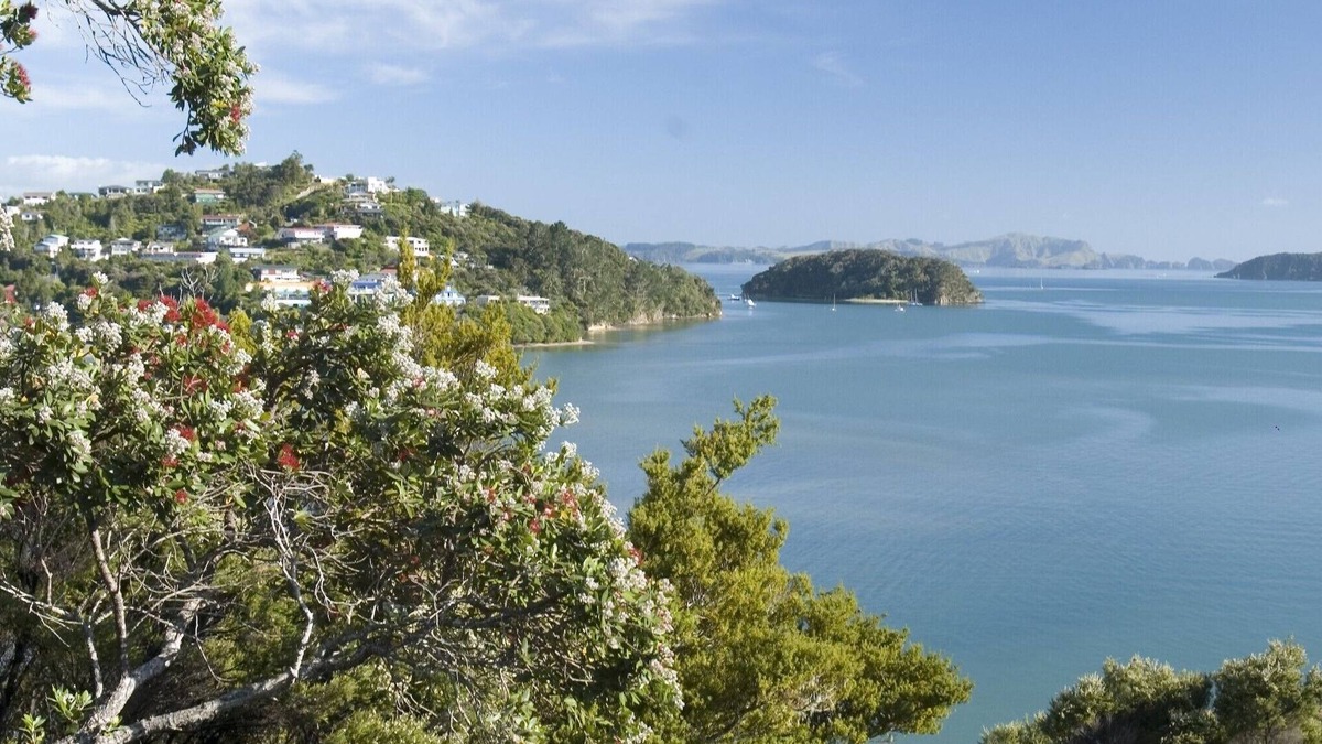 Paihia Hotel | The Retreat Bay of Islands
