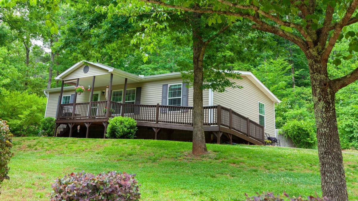Travelers Rest Cottage | The Retreat in the Woods, Travelers Rest, SC