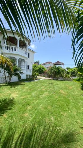 Yallahs House | The Retreat