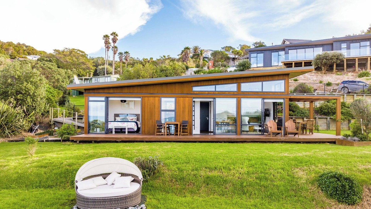 Tutukaka Cottage | The Retreat - Knights in Residence Tutukaka Apartment