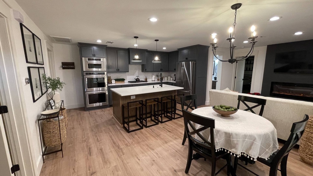 Justin Other | The Retreat on 2nd St
