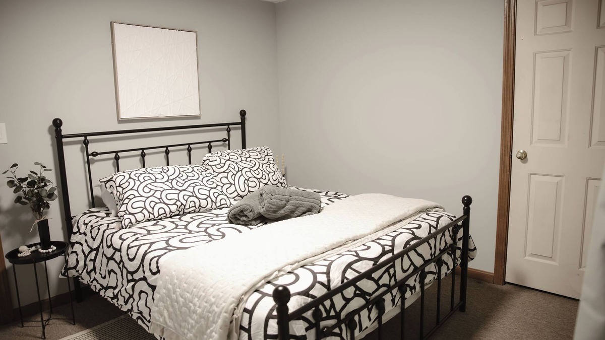 Revere Apartment | The Retro Apartment in Revere with outdoor area