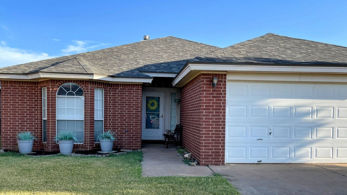 Lubbock House | The Revier! 3/2 in NW LBK