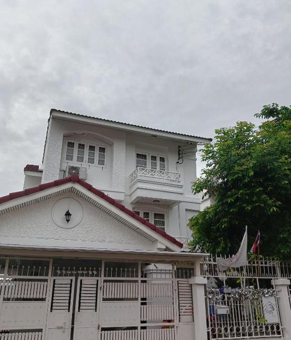 Khanna Yao House | The Riceberry House (Homestay In Bangkok)