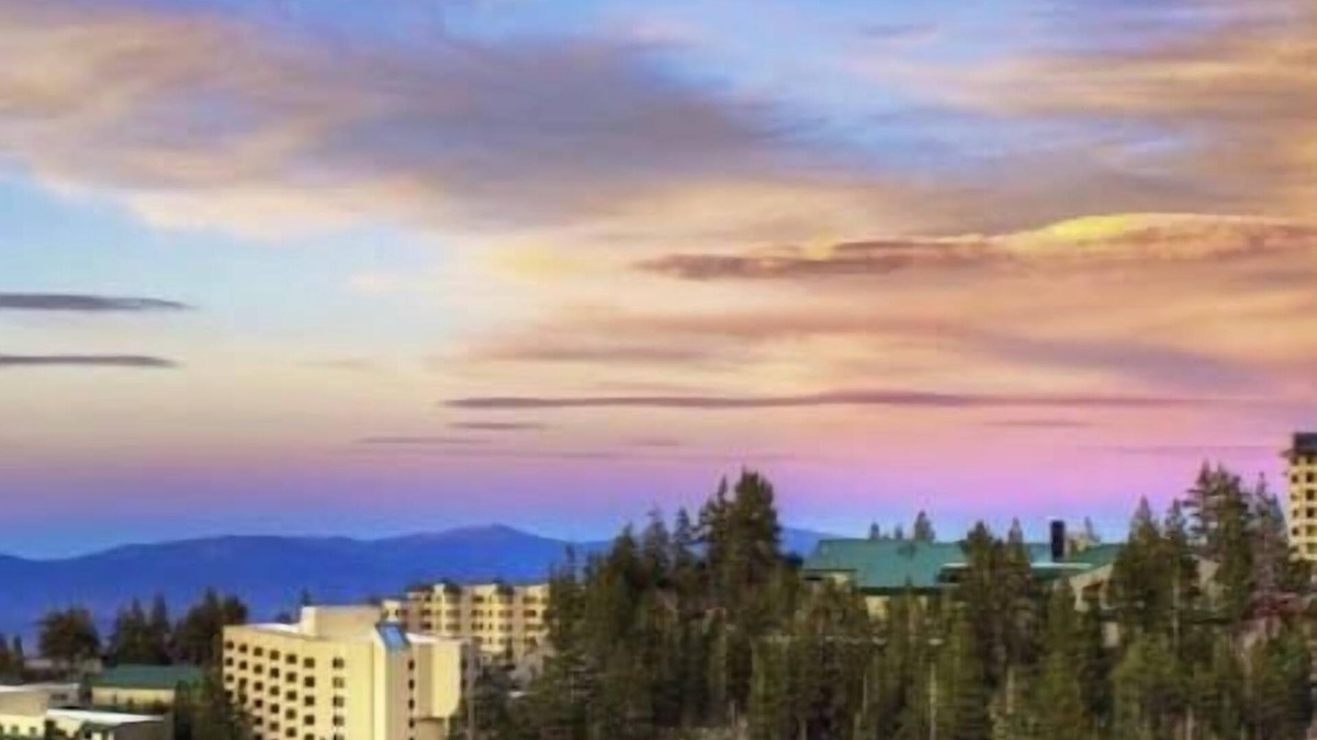 Tahoe Village Resort | The Ridge Resort Lake Tahoe, Hot Tub, Fireplace