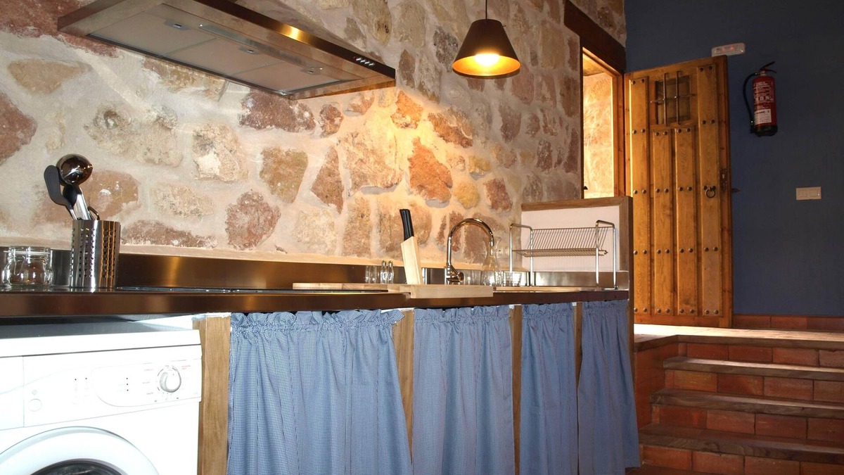 Torreiglesias House | The Rinconcillo de Torreiglesias - Casa La Pirona