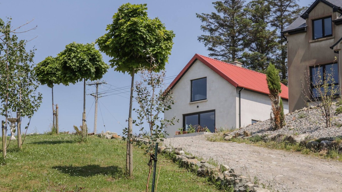 Glenties Cottage | THE RING FORT LODGE, pet friendly in Glenties, County Donegal