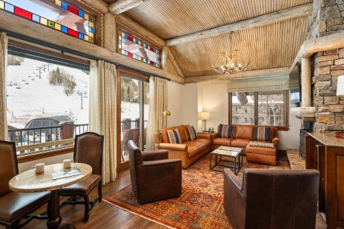 Aspen House | The Ritz-Carlton Club, 3 Bedroom Penthouse 4302, Ski-in & Ski-out Resort in Aspen Highlands