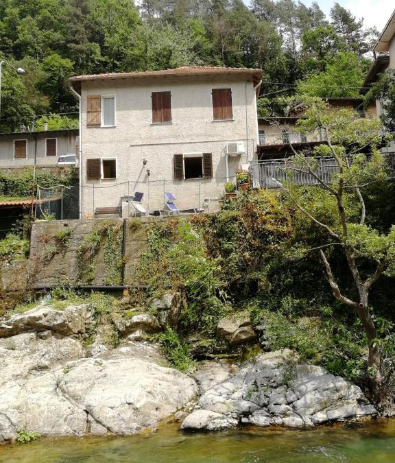 Agaggio Inferiore House | The River House