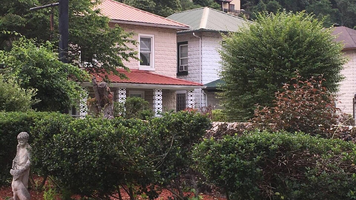 Glen Ferris House | The River Queen
