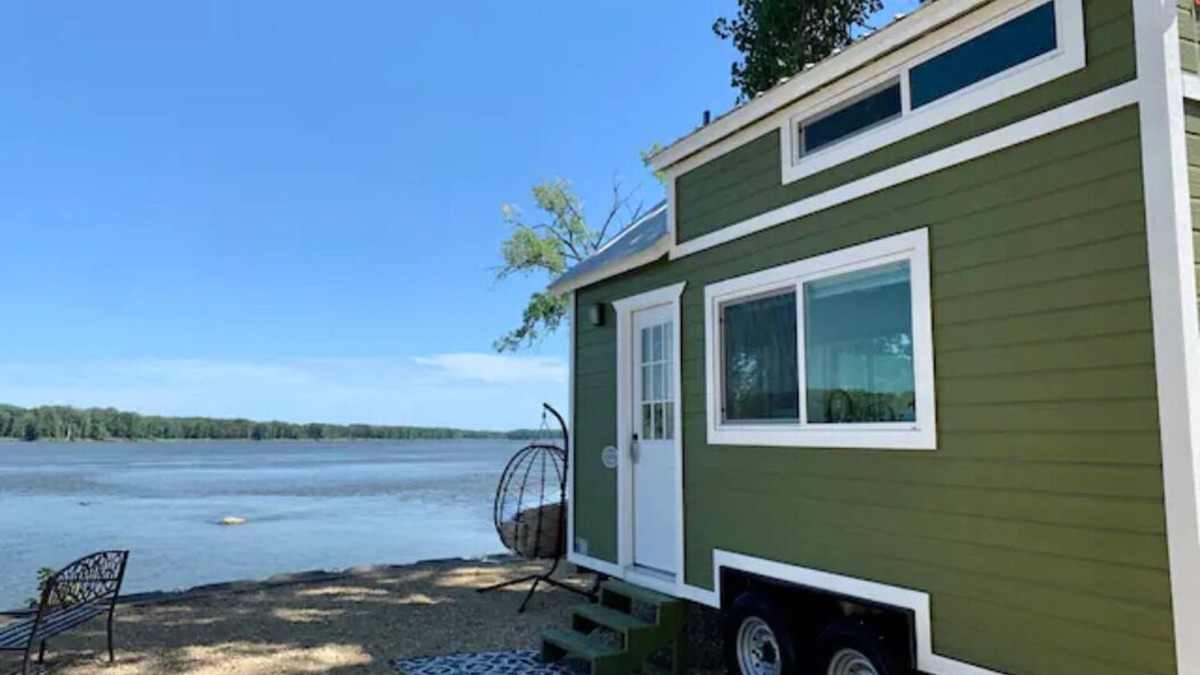 Bellevue Cabin | The River's Edge - Tiny Home 3