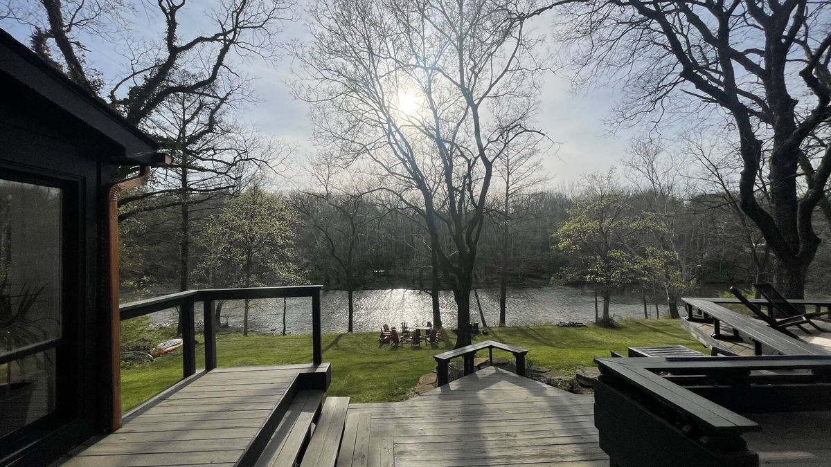 Dublin House | THE RIVERHOUSE-RIVERFRONT. 3 minutes to Bridge Park, Columbus Zoo