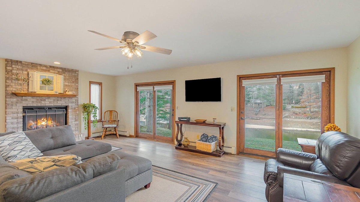 Gladwin House | The Riverside on Lakeshore Drive