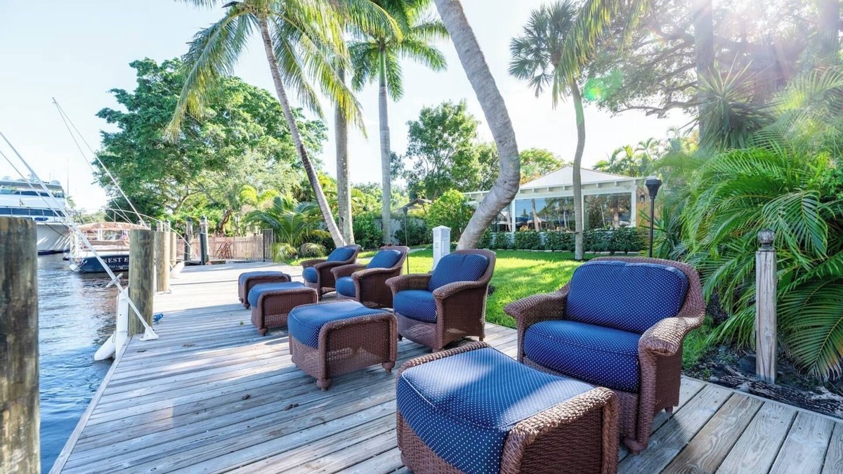 Riverside Park House | The Riverside Retreat #2
