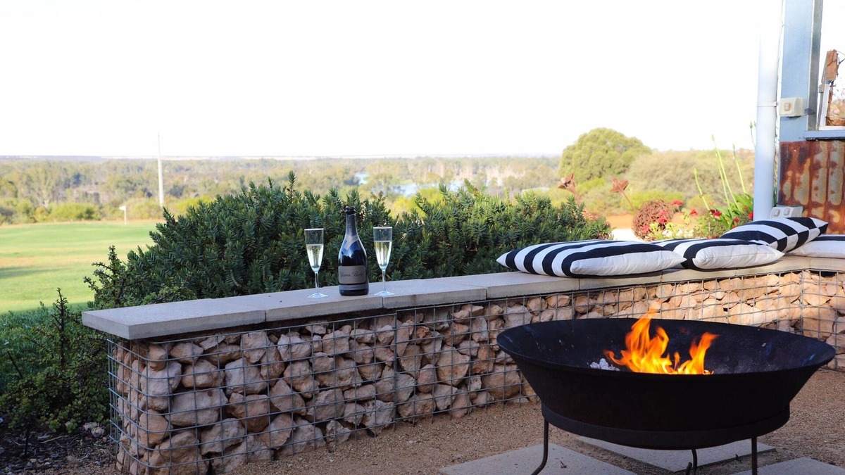 Moorook House | The Riverview Shouse Experience