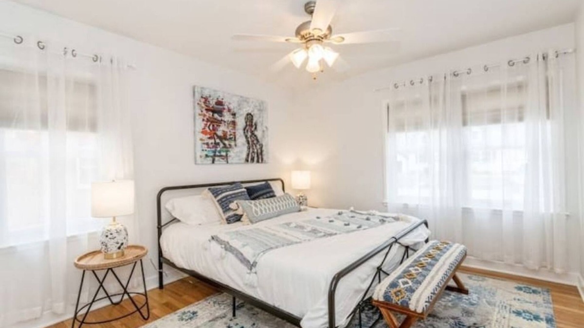 Iowa City House | The Robinson-Modern Farmhouse-Heart of Iowa City