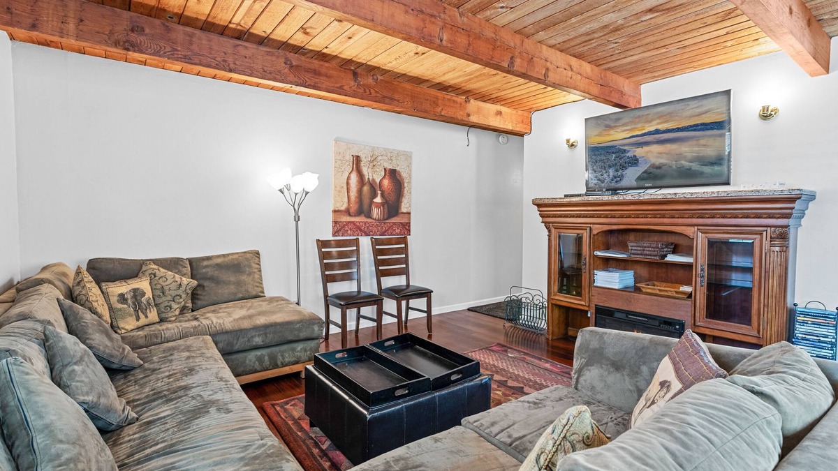 Big Bear City House | The Rock House - Smart TV, Fireplace, Fenced Yard, BBQ