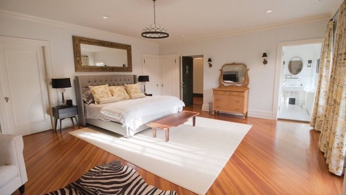 Highland Mills Bed & Breakfast | The Roosevelt Room at Rushmore Estate in Woodbury NY Bed and Breakfast