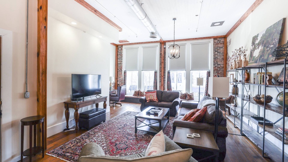 Thomasville Apartment | The Roost - Downtown Thomasville