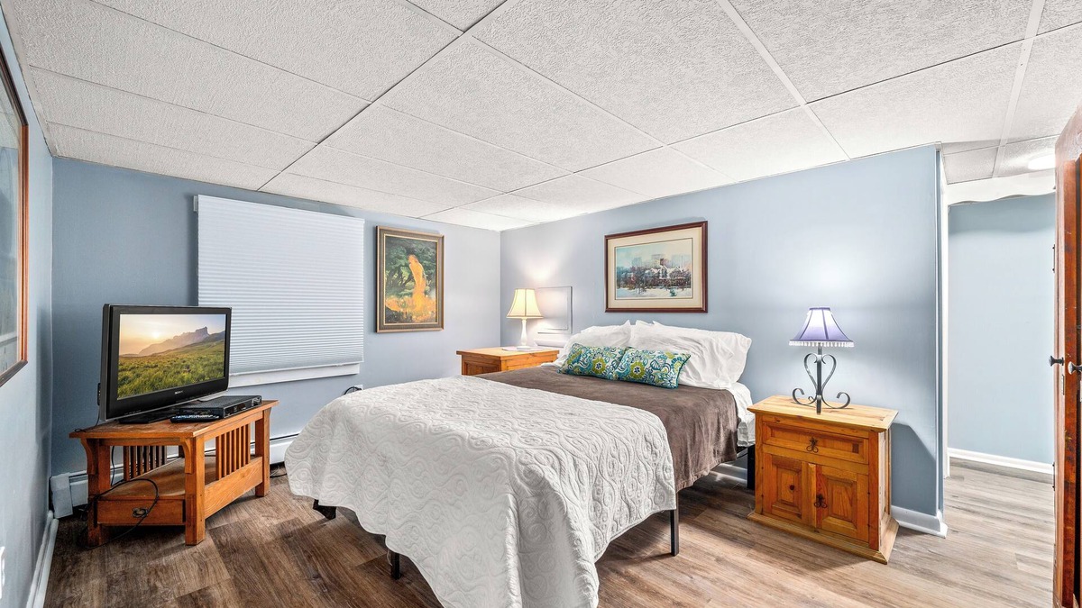 Aston Apartment | The Rootstock Ranch