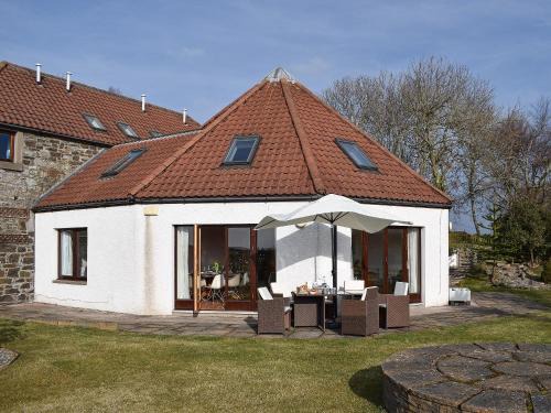 Leuchars House | The Roundel