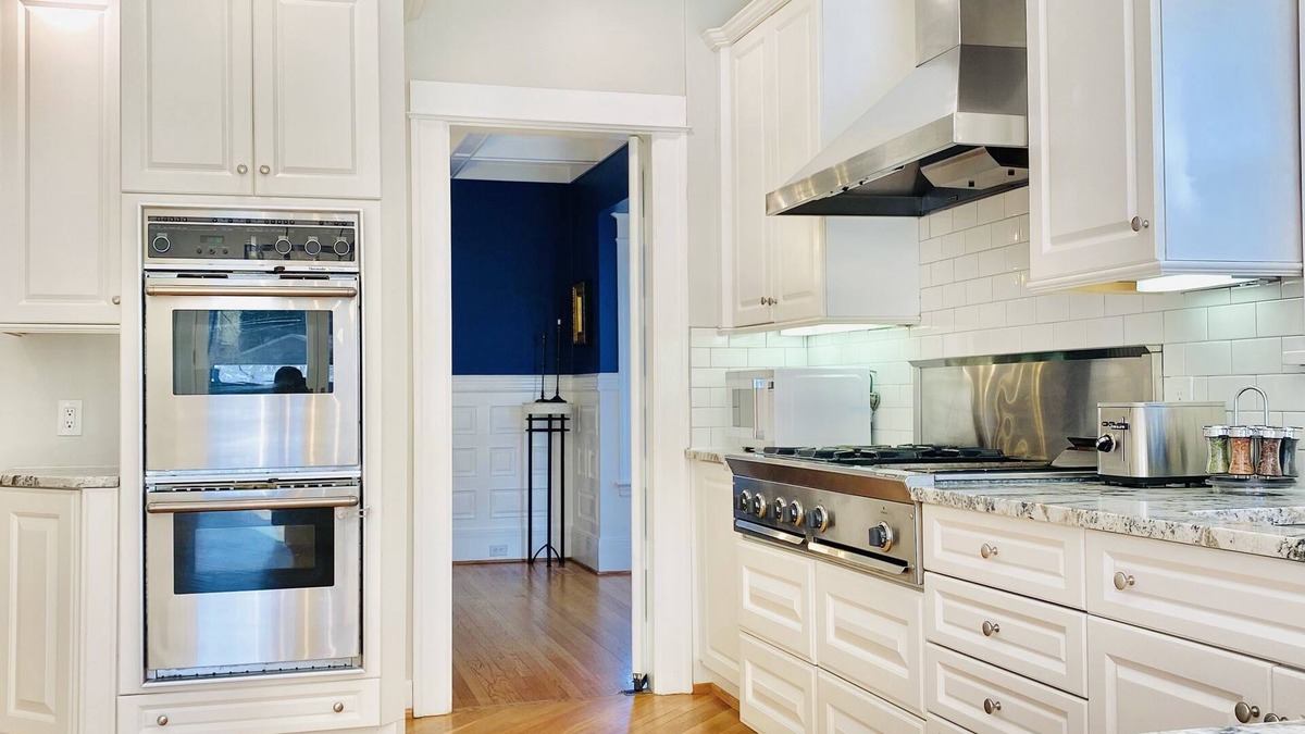 Rochester Other | THE ROYAL ON PARK AVE IS A STUNNING ONE OF A KIND PLACE AND LOCATION