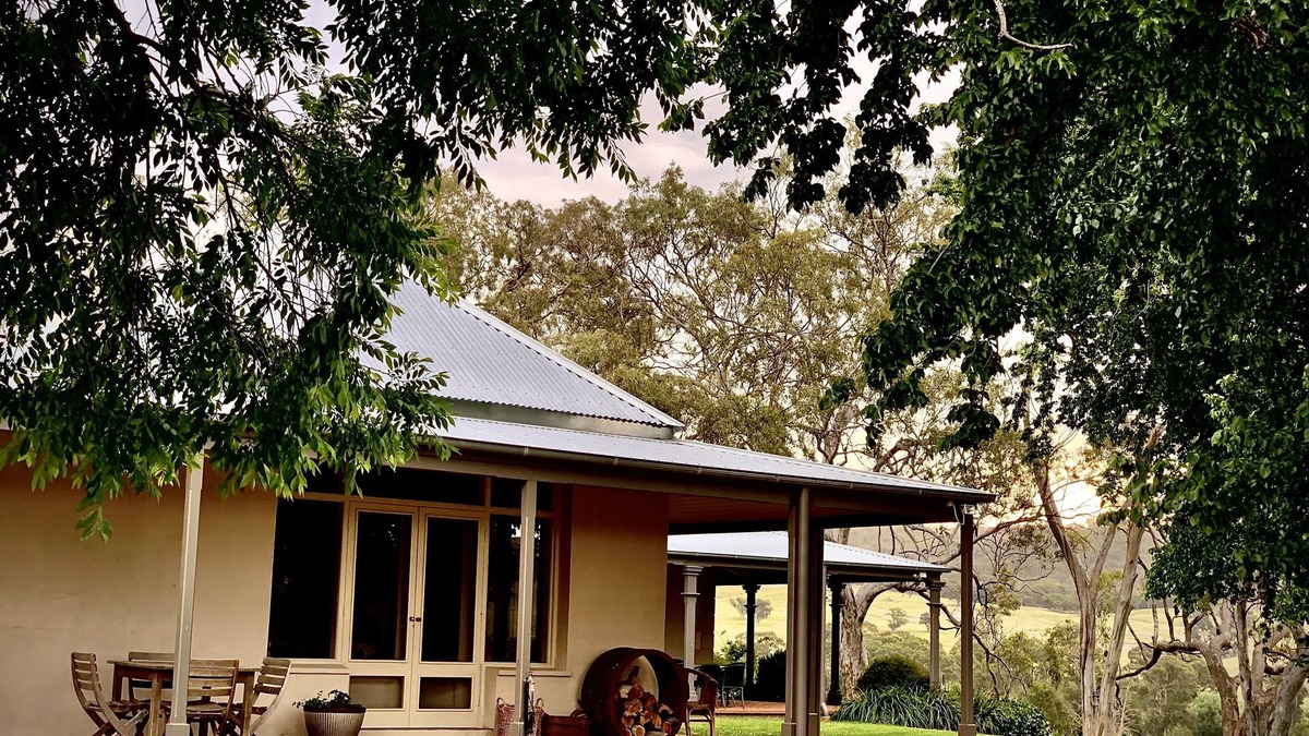 Peel Cottage | The Rural Interlude - Brucedale Cottage