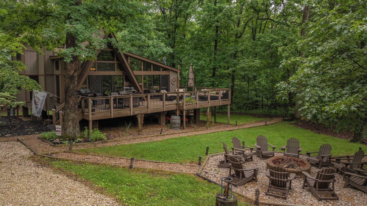 Innsbrook Ski Chalet | The Rustic at Hummingbird Hollow by Innsbrook Vacations!