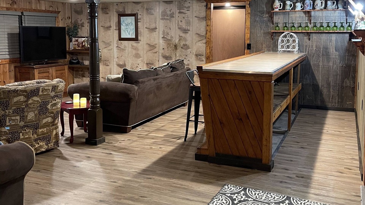 Avella House | The Rustic Cabin