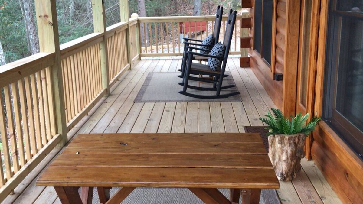 Hidden Lake Cabin | The Rusty Goat-Year-round Mountain View, King-sized bed, highspeed internet!