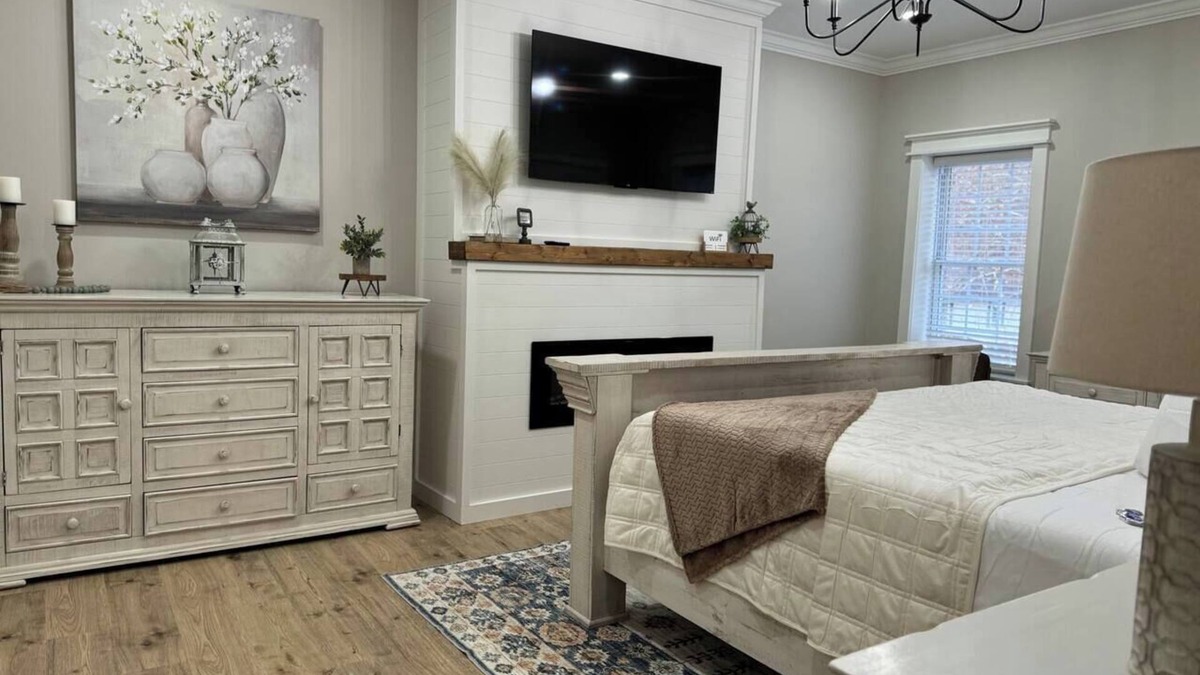 Low Moor Apartment | The Sagewood Retreat- Room #4 Private Suite