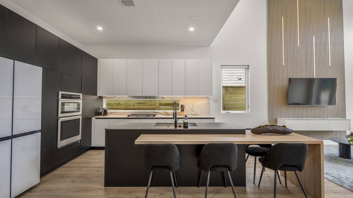 OST - South Union House | The Saint Zane Loft - Unit B