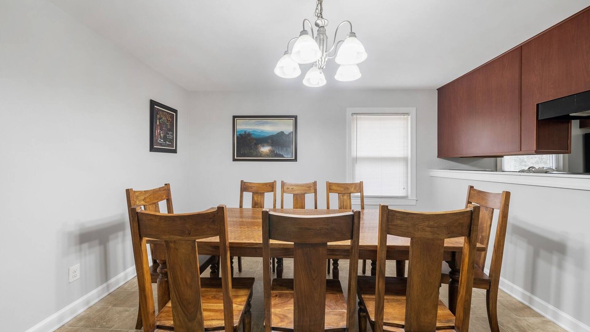 Southeast Raleigh House | The Sanctuary Downtown >5mi to Downtown & Union Park