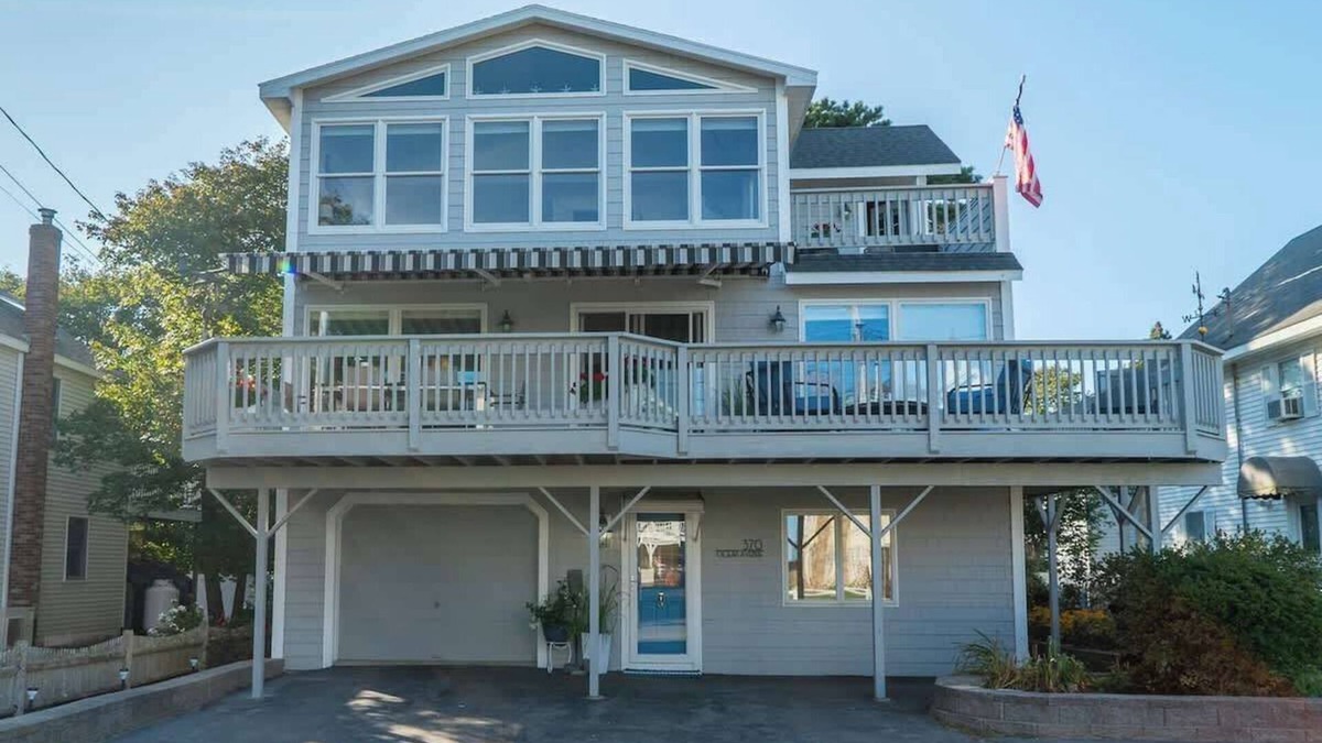 Ogunquit - Wells House | The Sand Wedge Summar