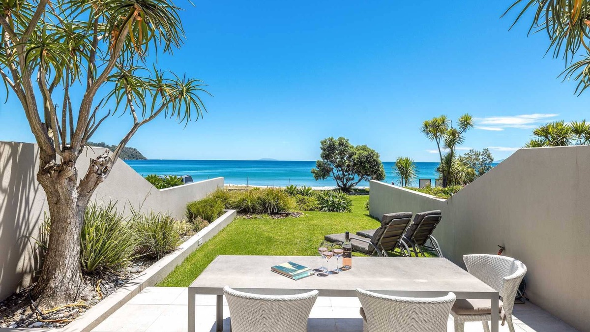 Onetangi Apartment | The Sands Villa 31 | StayWaiheke