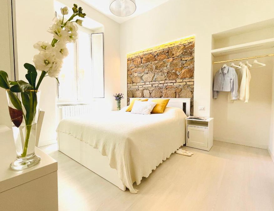 Esquilino Apartment | The Savoy Suite