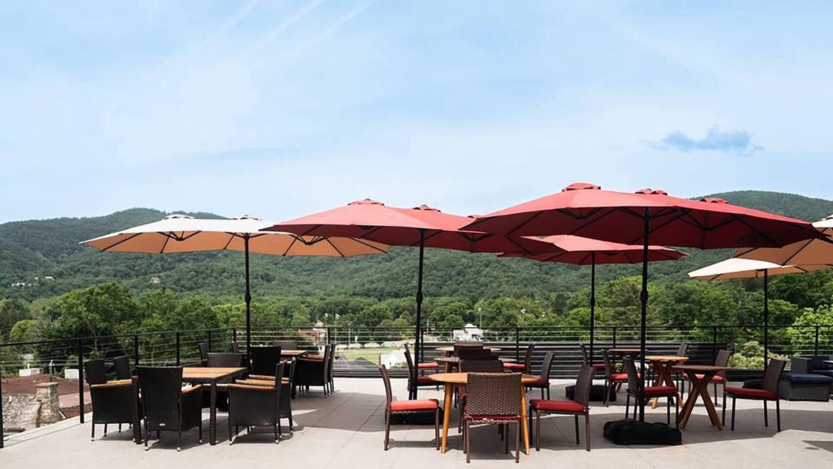 White Sulphur Springs Hotel | The Schoolhouse Hotel, Trademark Collection by Wyndham
