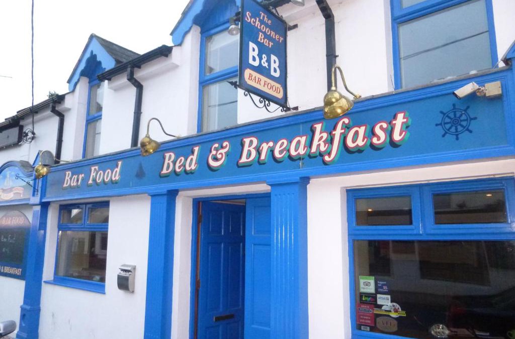 Ballycotton Bed & Breakfast | The Schooner Tavern