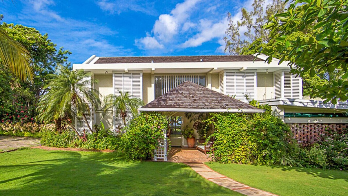 Discovery Bay Villa | The Sea-Grapes Sanctuary Villa