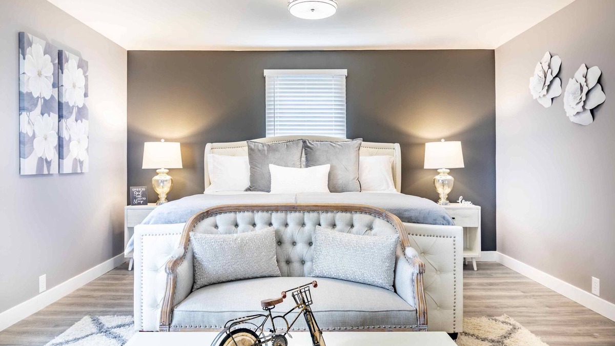 Walton House | The search is over! Perfectly located between the Ark & the Creation Museum!