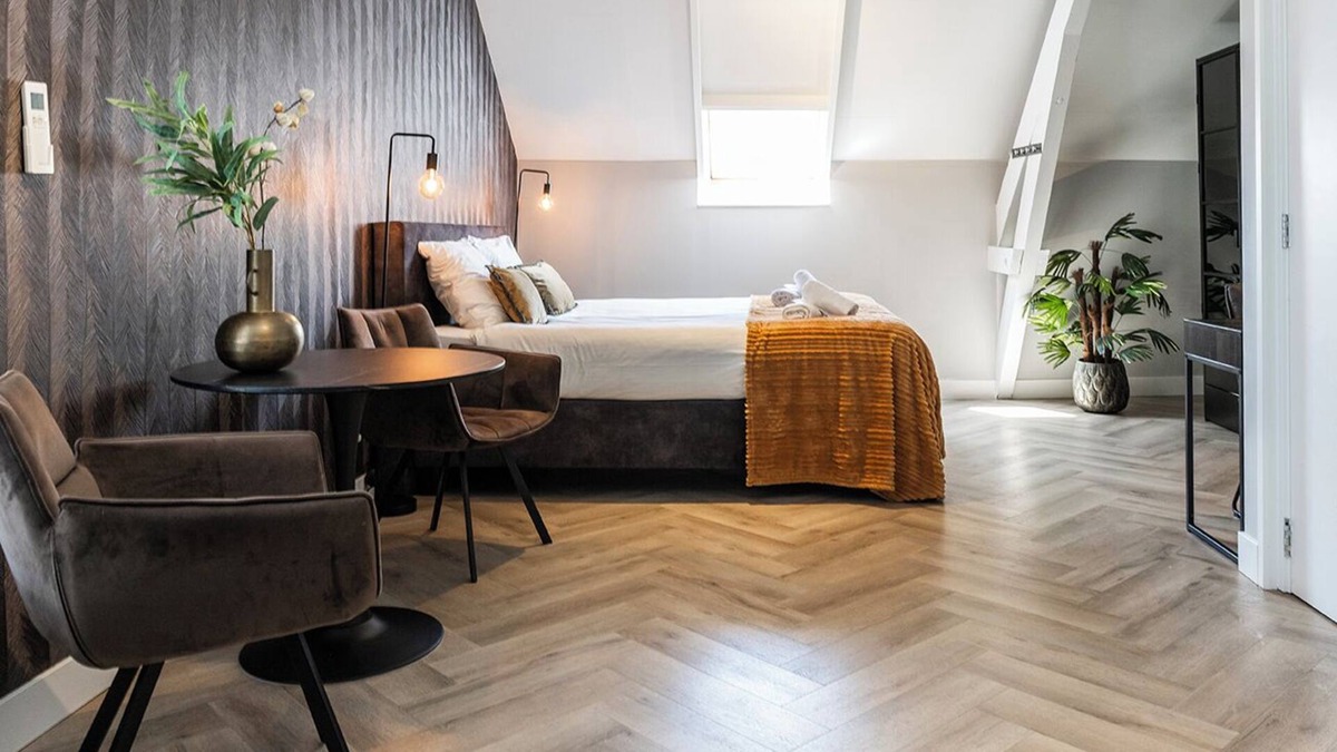 Centrum Apartment | The second-floor suite provides a comfortable retreat with fast and stable WiFi, etc